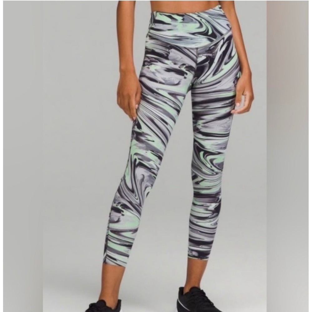 NWT LULULEMON‎ Base Pace High Rise Tight 25" / Size 2 / MSRP $98